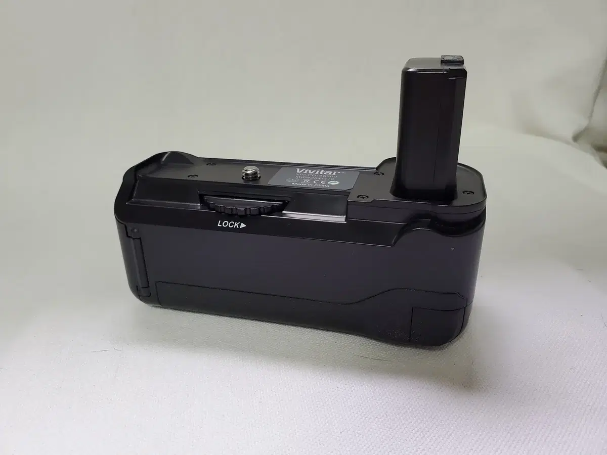 Vivitar Sony a6300 Battery Grip